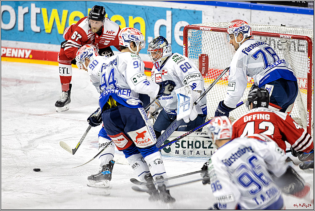 PENNY DEL;  Kölner Haie - Schwenninger Wild Wings; Köln, 06.12.2022